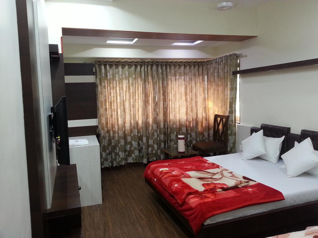 Hotel Oasis Mumbai Ruang foto