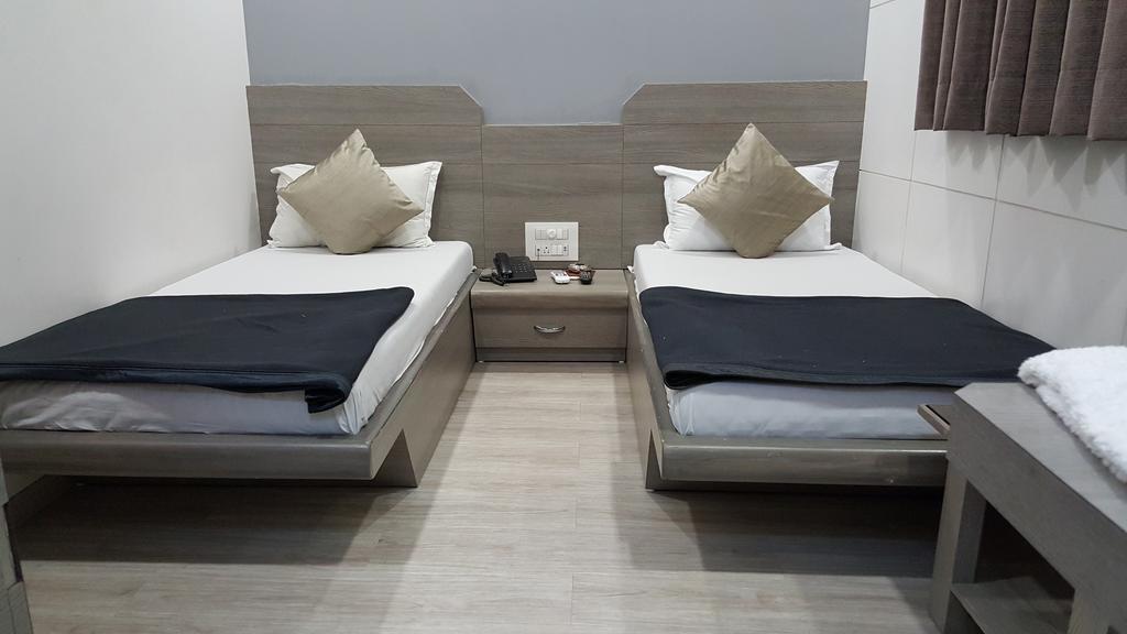 Hotel Oasis Mumbai Ruang foto
